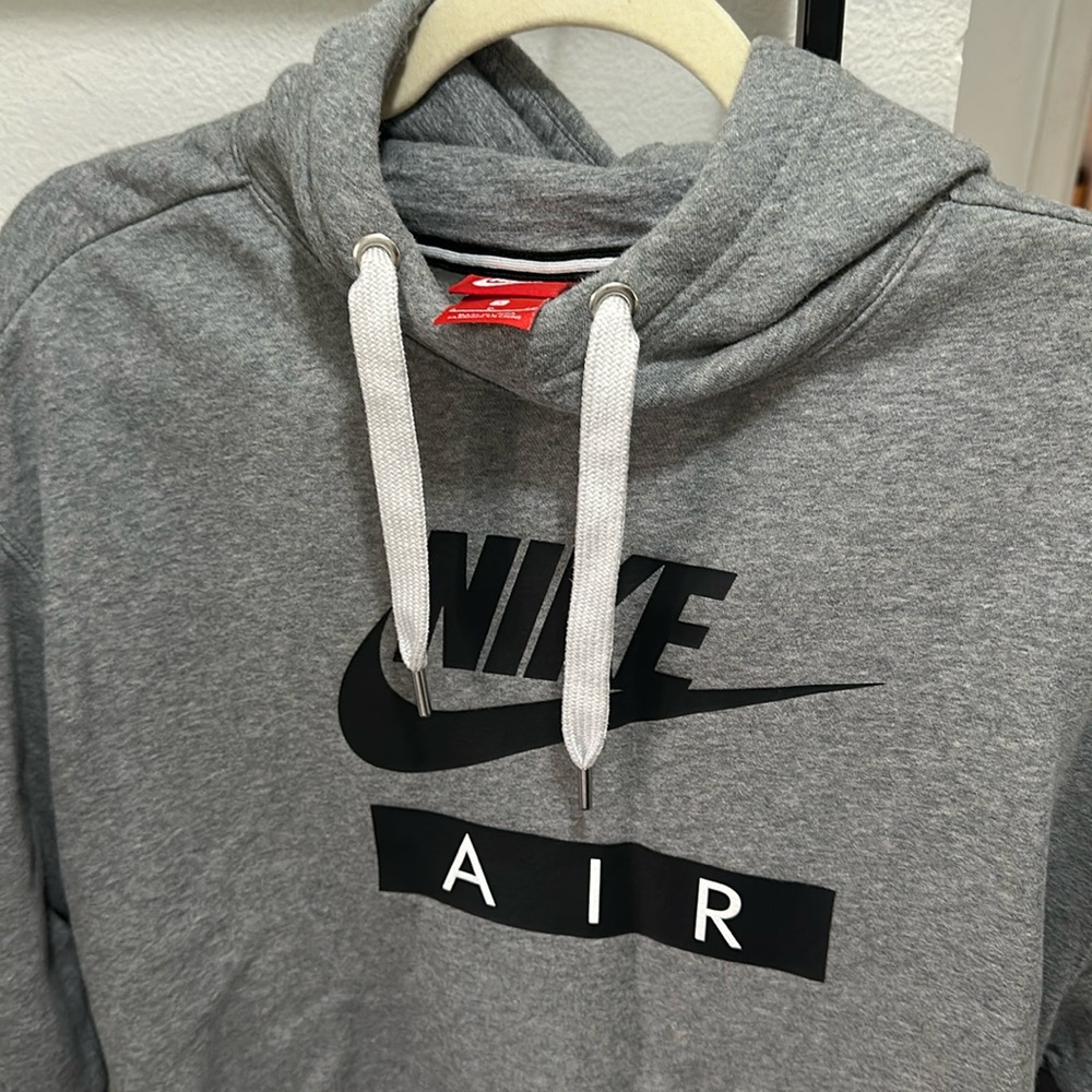 Nike sweatshirt